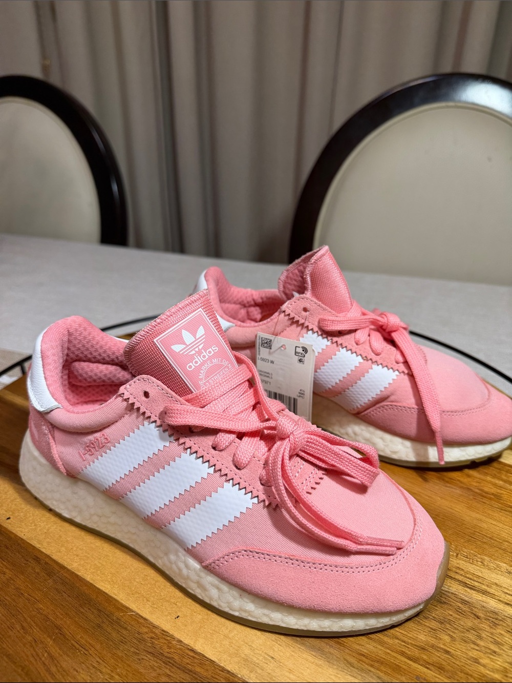 Adidas womens I-5923 sneakers size 6 pink